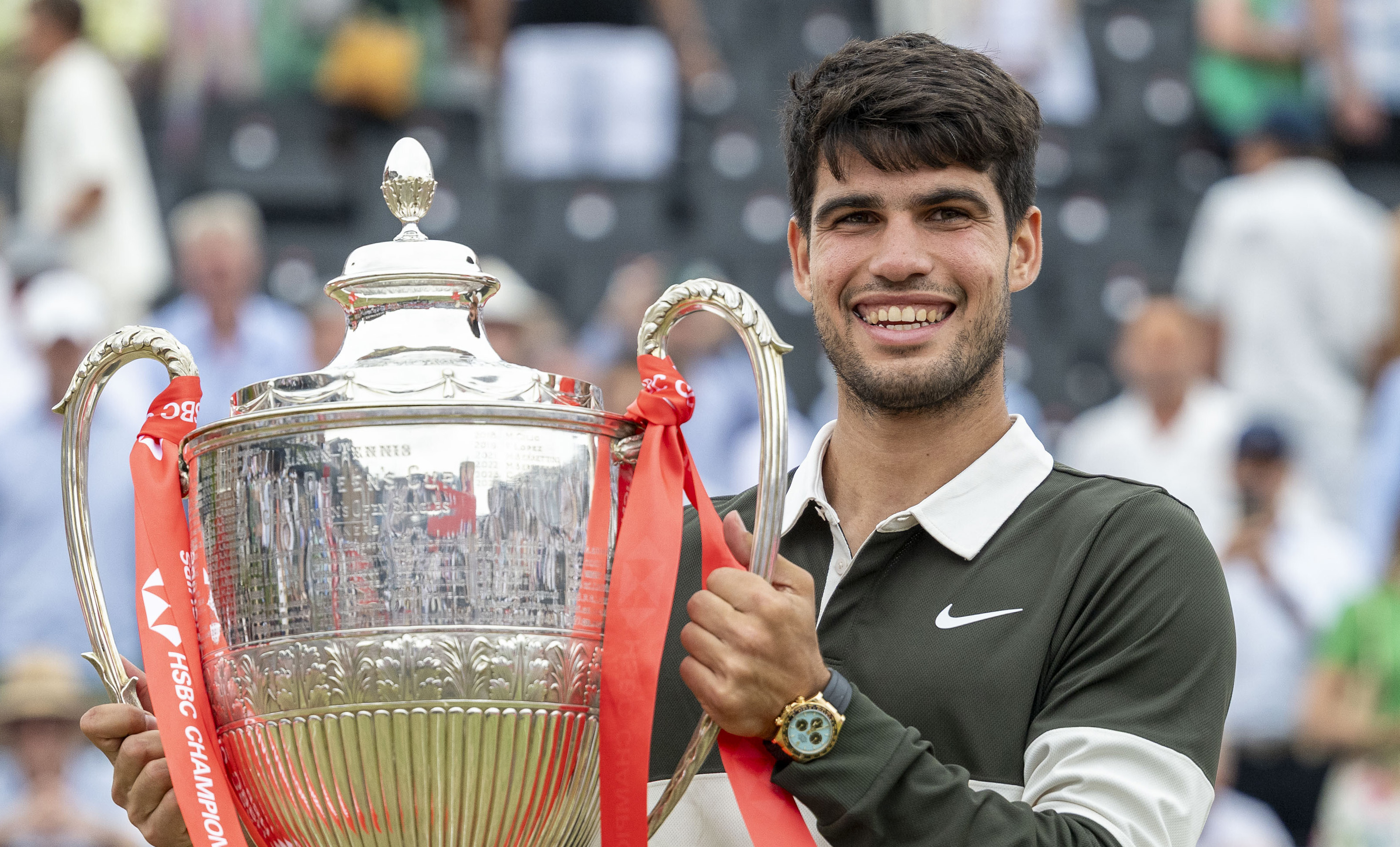 英国网球队翻盘意大利网球队，阿尔卡拉斯打破历史纪录