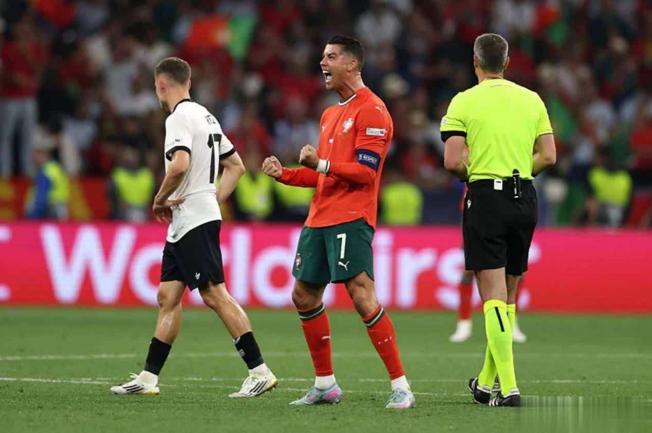 开云体育app-罗马鏖战瑞典，C罗打破历史纪录