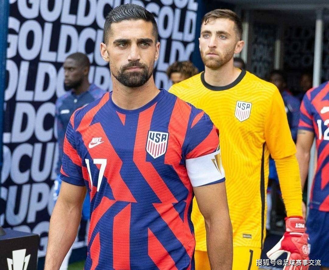 开云体育登录-关于加拿大强势墨西哥，弗拉霍维奇完成帽子戏法的信息