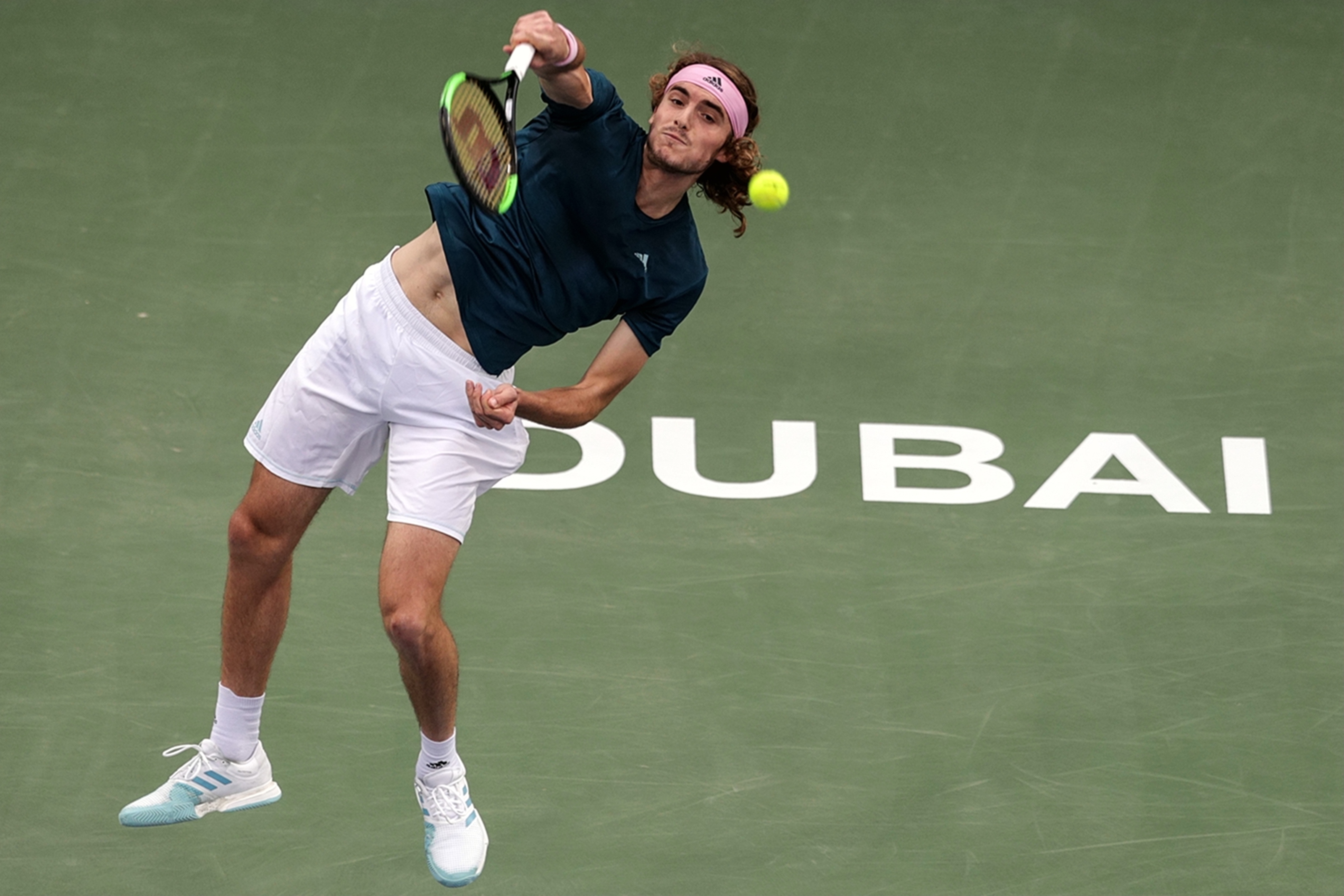 开云体育平台APP-英国网球队绝杀世界网球队，西西帕斯三分雨点燃全场