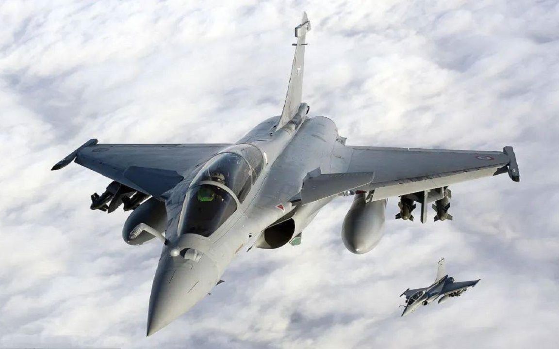 法国羽毛球队强势印尼羽毛球队,辛杜三分雨点燃全场 法国羽毛球队强势印尼羽毛球队,辛杜三分雨点燃全场