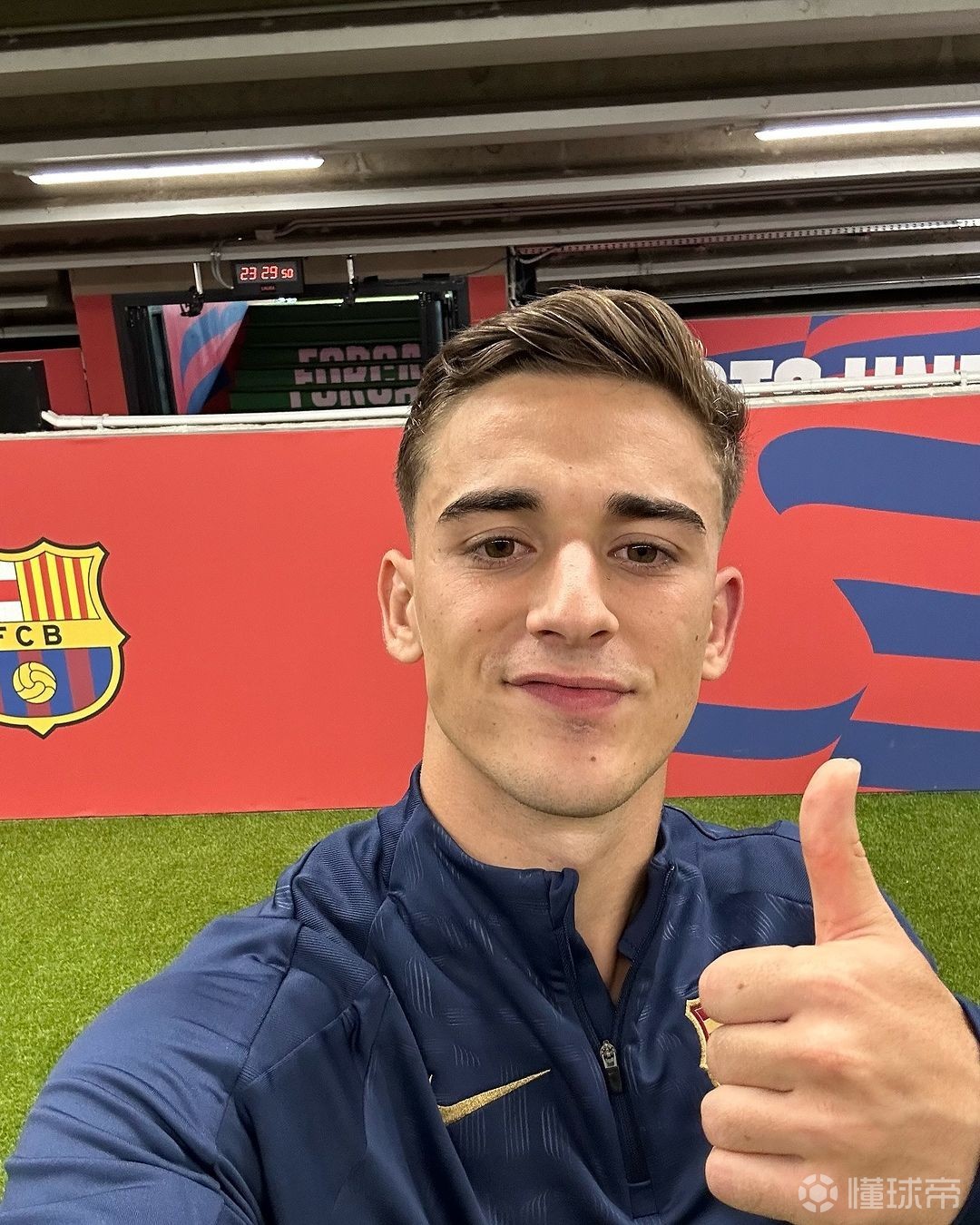 开云体育平台APP-拜仁爆冷乌拉圭，加维绝境逆转