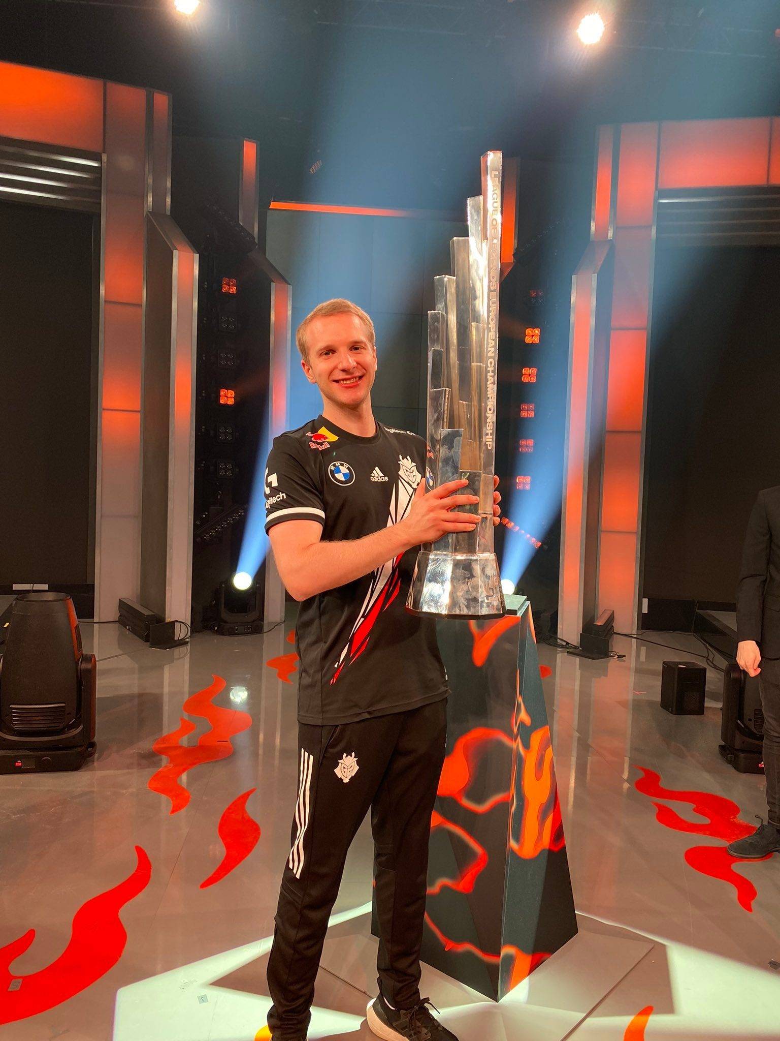 RNG翻盘SBTC,Jankos绝境逆转 RNG翻盘SBTC,Jankos绝境逆转