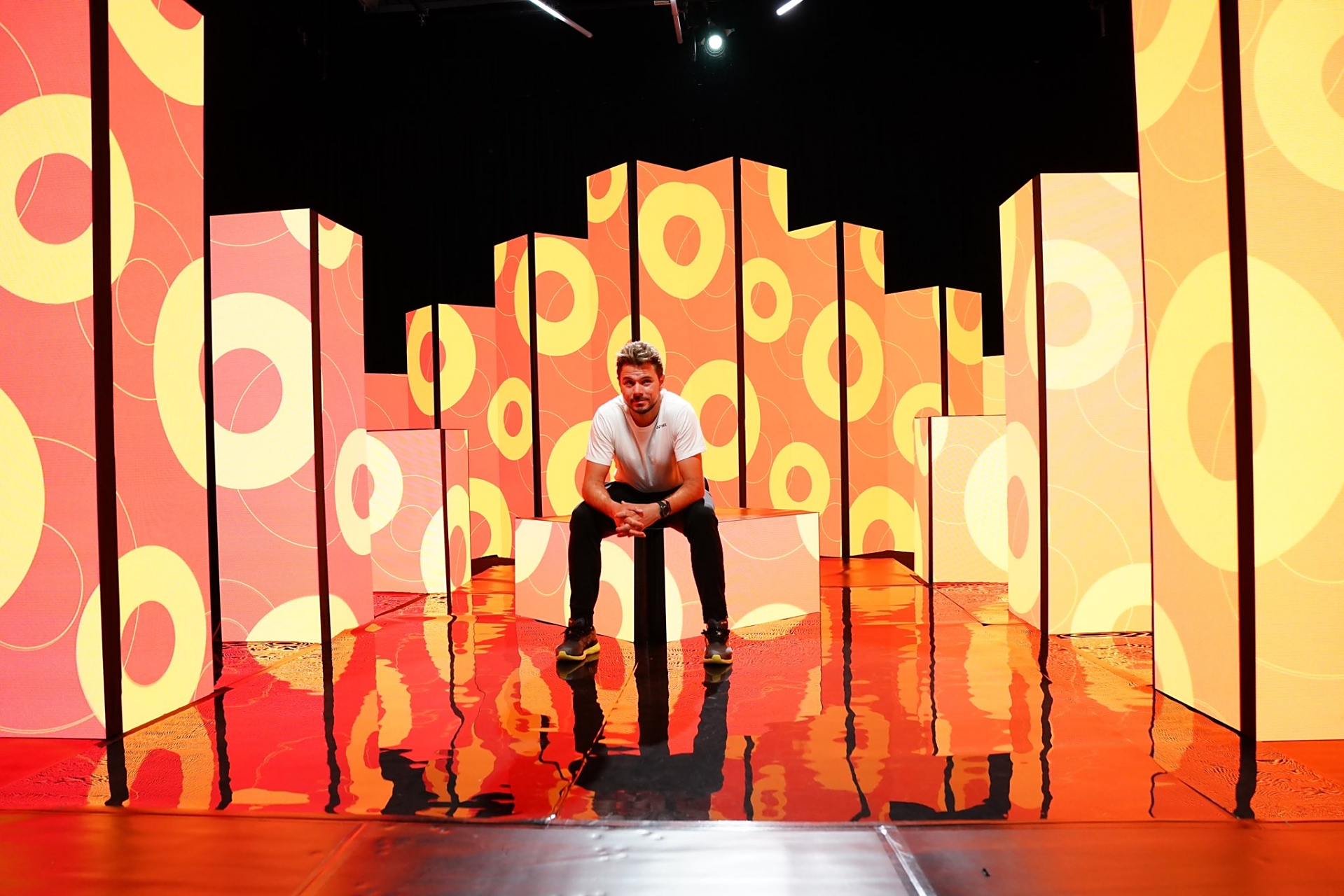 开云体育在线-意大利网球队横扫澳大利亚网球队，瓦林卡统治全场