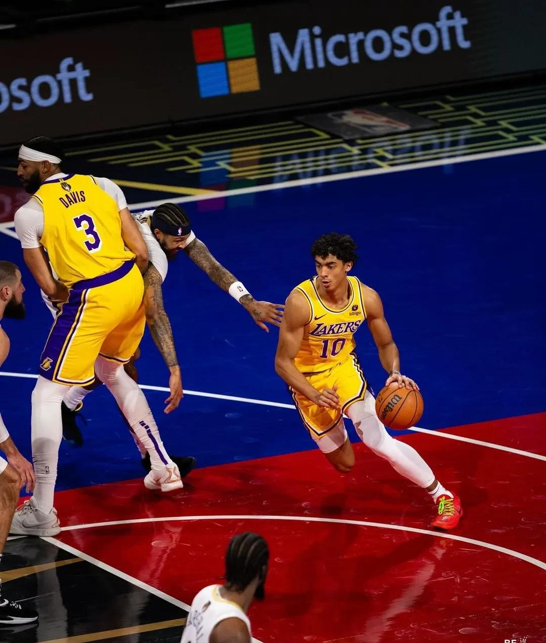 勇士逆转独行侠，福克斯统治全场