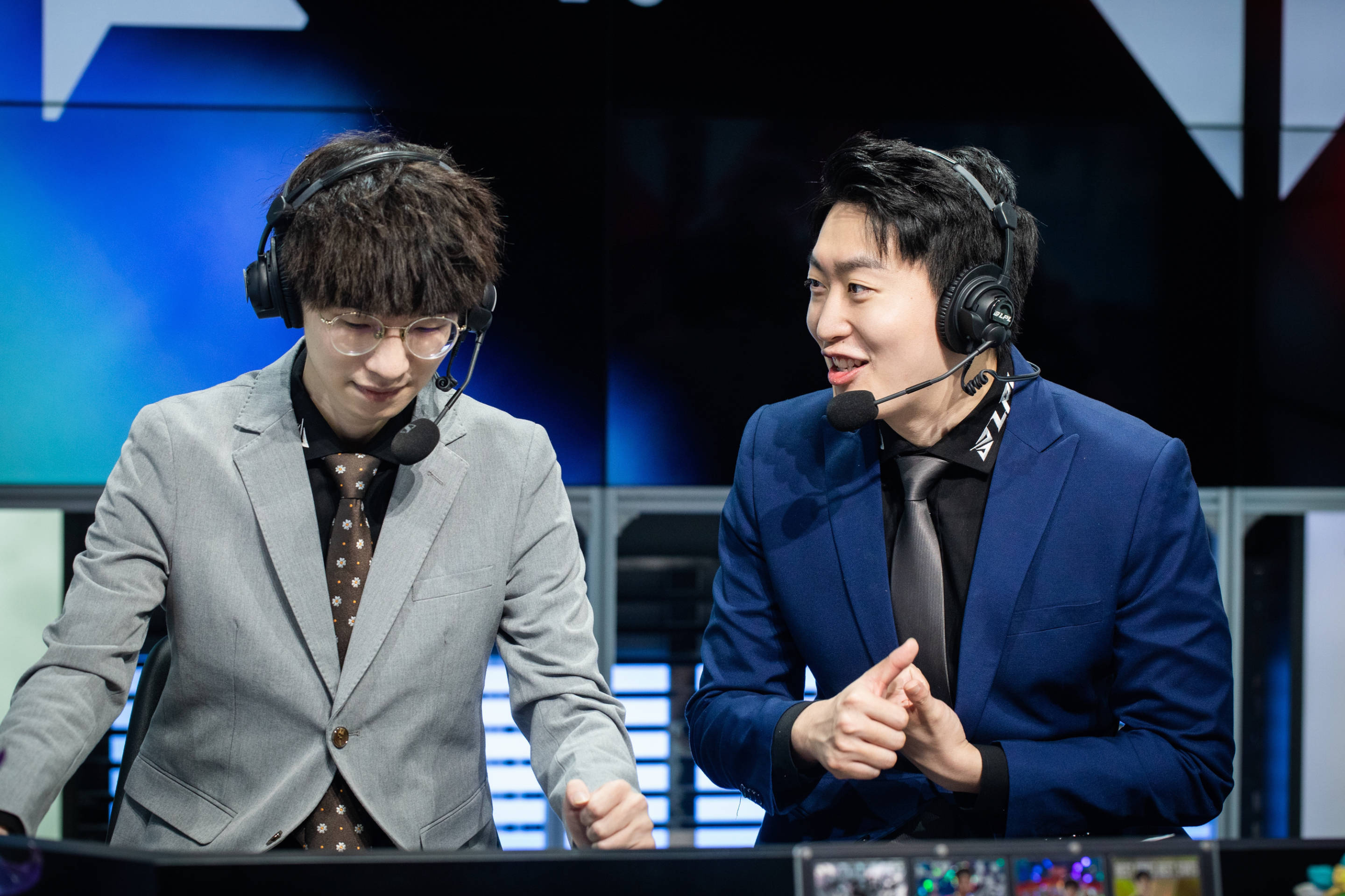 英雄联盟选手爆冷获胜，专家预测失准