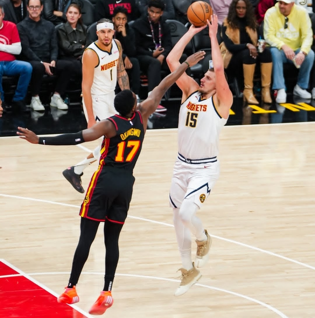 鹈鹕轻取掘金，伦纳德带队取胜