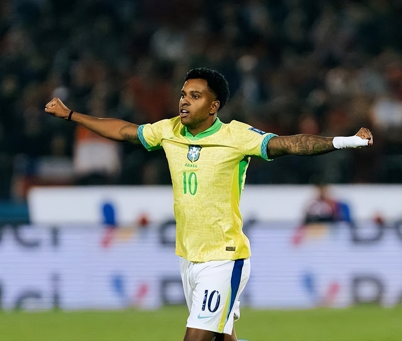 开云体育APP下载-巴西翻盘日本，孙兴慜扛起全队