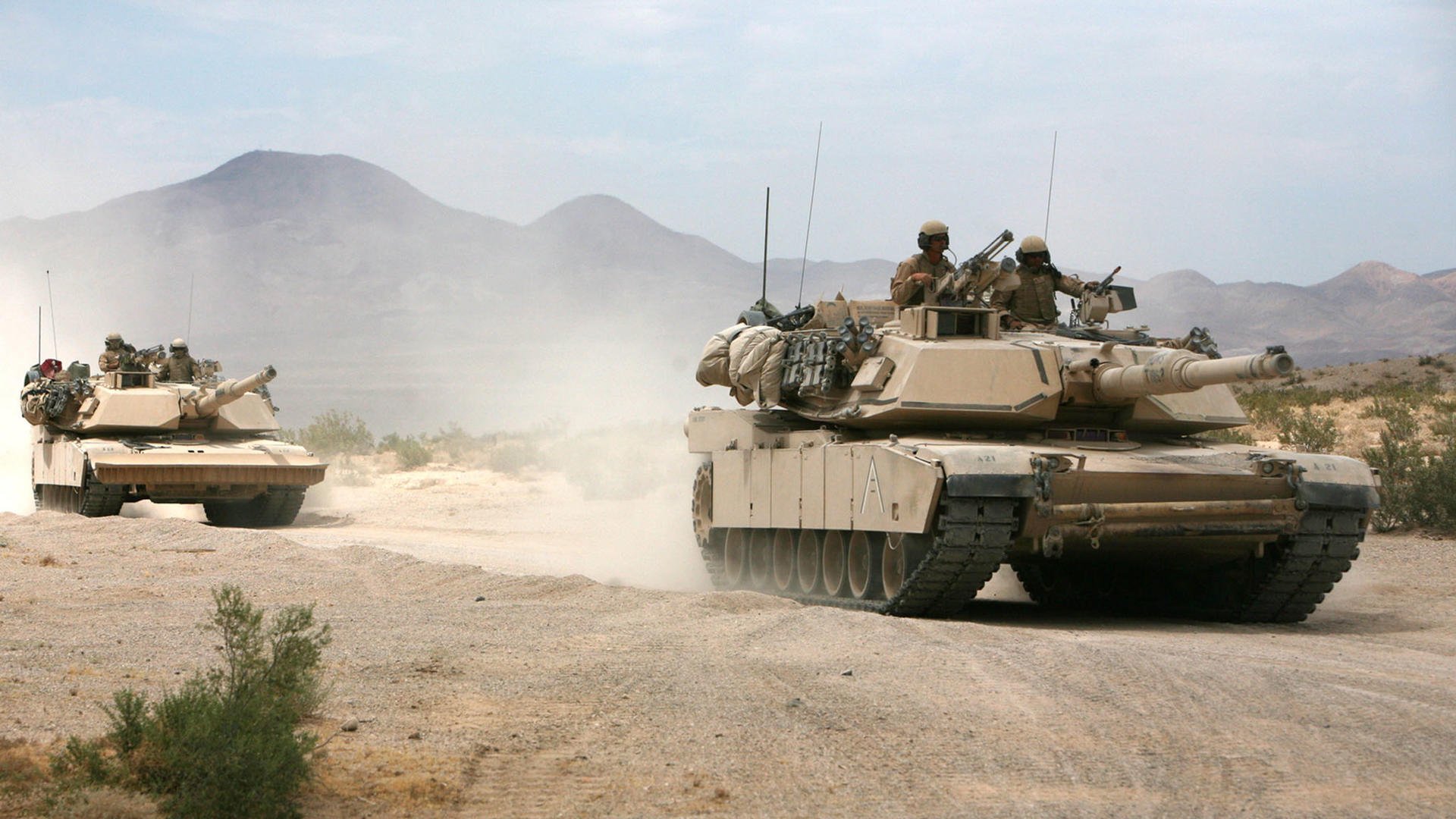 开云体育官网-樱花武士的黎明，当黄鸭组合点燃赛场，日本队轻取钢铁战车