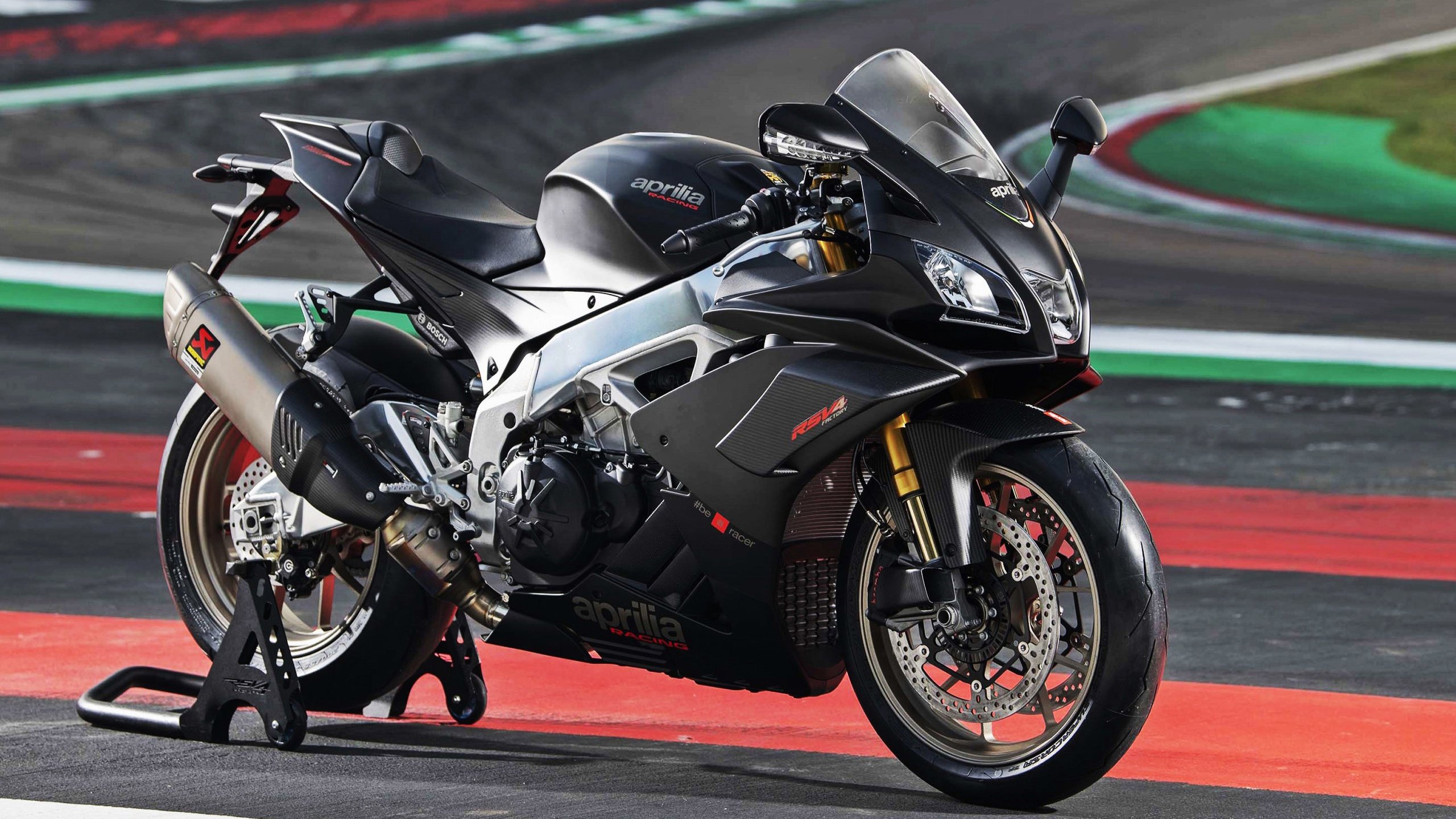 开云体育APP下载-撕裂剧本！德罗赞用国王的鲜血，写下自己的关键分