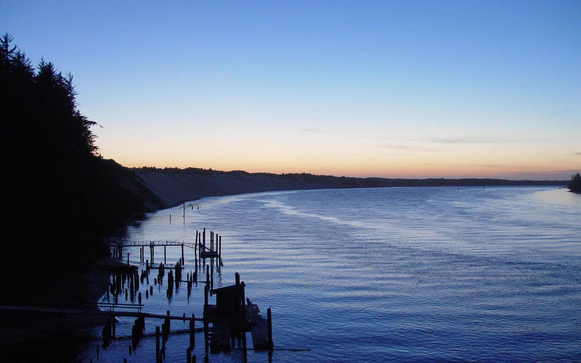 开云体育-孤胆与银河，莫兰特51分的英雄泪，与太阳的冰冷秩序