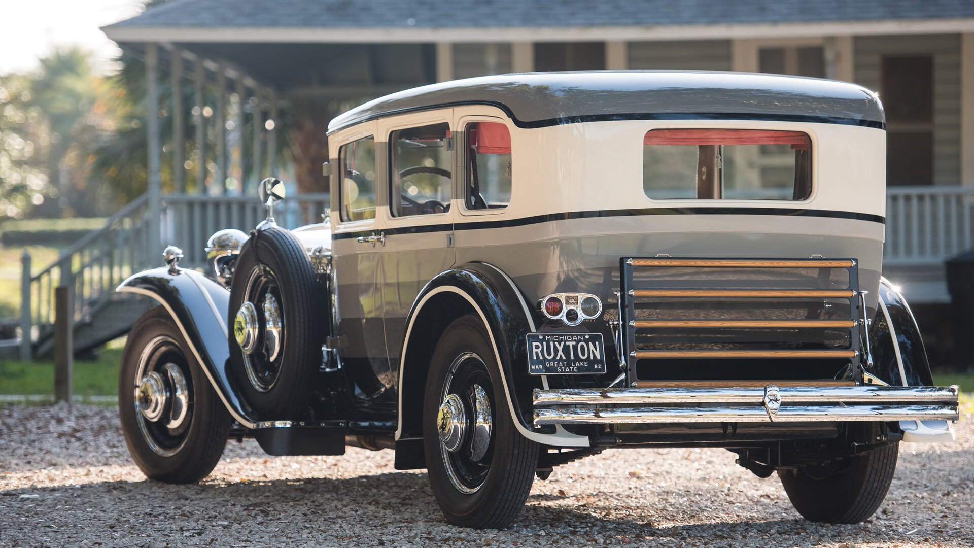 天赋绽放与铁壁封锁，当文班亚马改写纪录，凯尔特人用防守锁定胜利