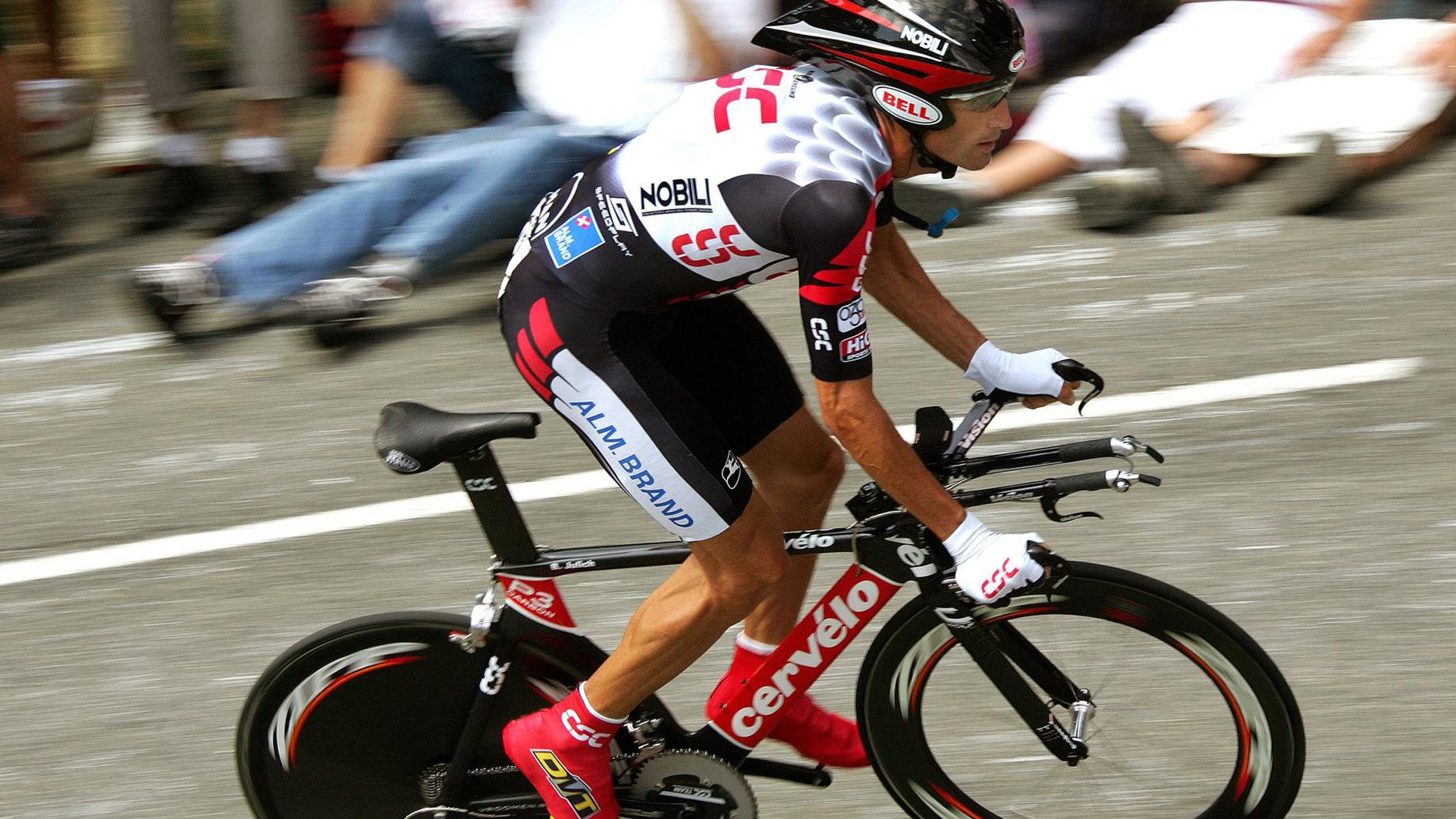 美国资本与人才横扫德甲，多特蒙德陷入革新阵痛