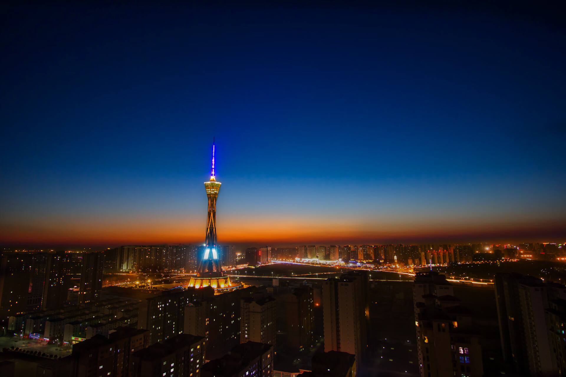 决战多哈,2026世界杯E组强强对话,葡萄牙险胜波兰,久保建英独木难支却闪耀全场